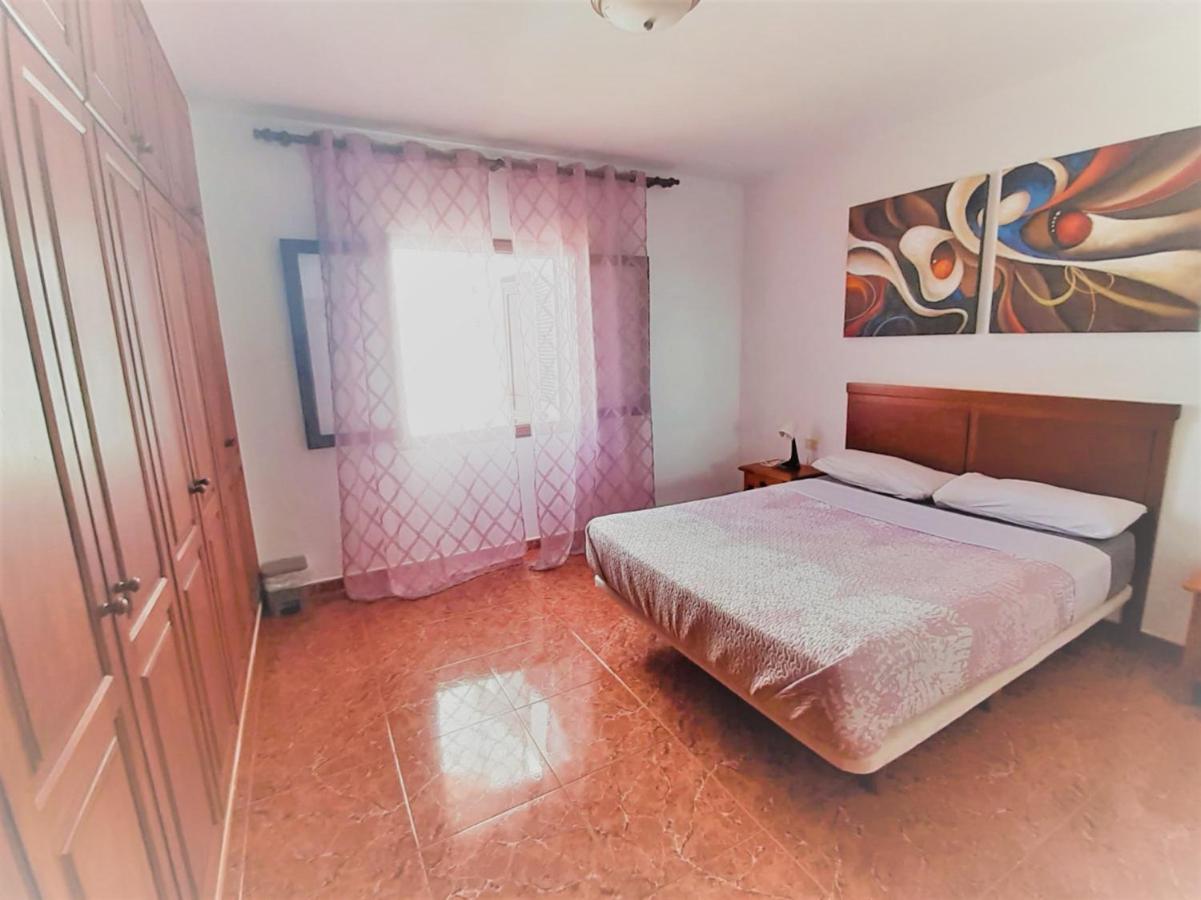 Hotel Banana Surf House Los Cristianos  Zewnętrze zdjęcie